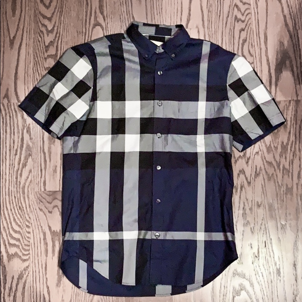 Burberry Short-Sleeve Button Down Shirt